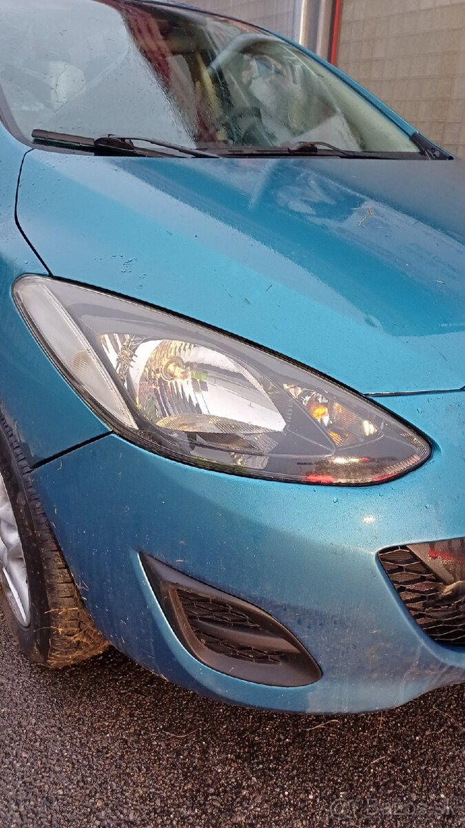 Mazda 2 1.35i rok 2007-13 153.200km - 13