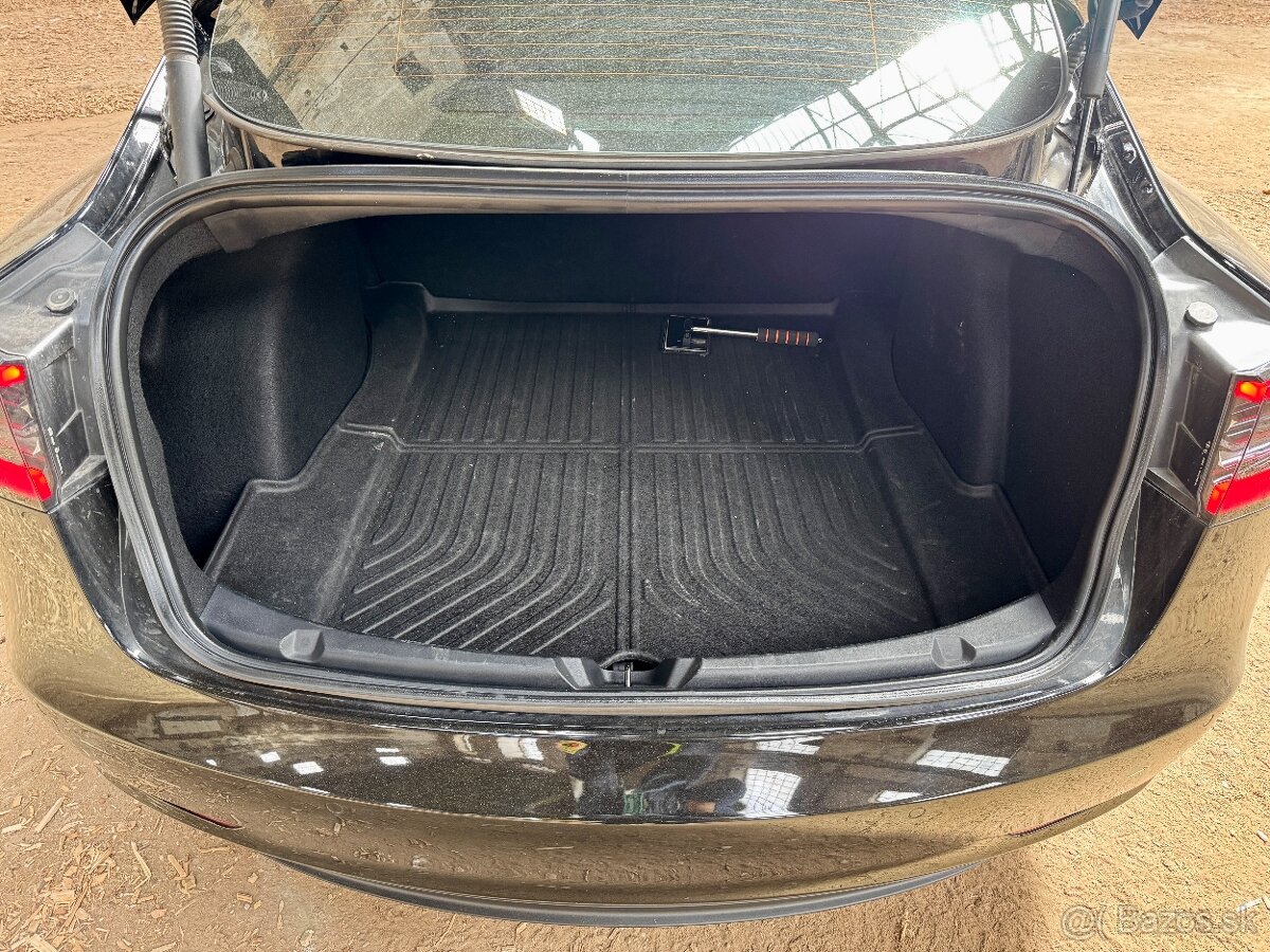 Tesla Model 3 Performance 2021 Refresh - 13