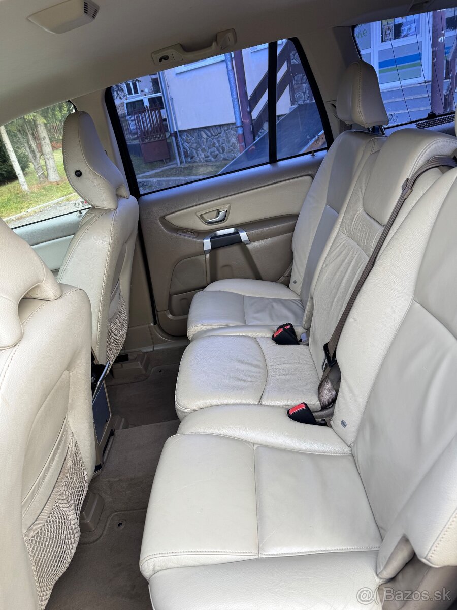 Volvo XC90 2.4D D5 147KW 7Miestne AWD RV2014 SUMMUM 4x4 - 13