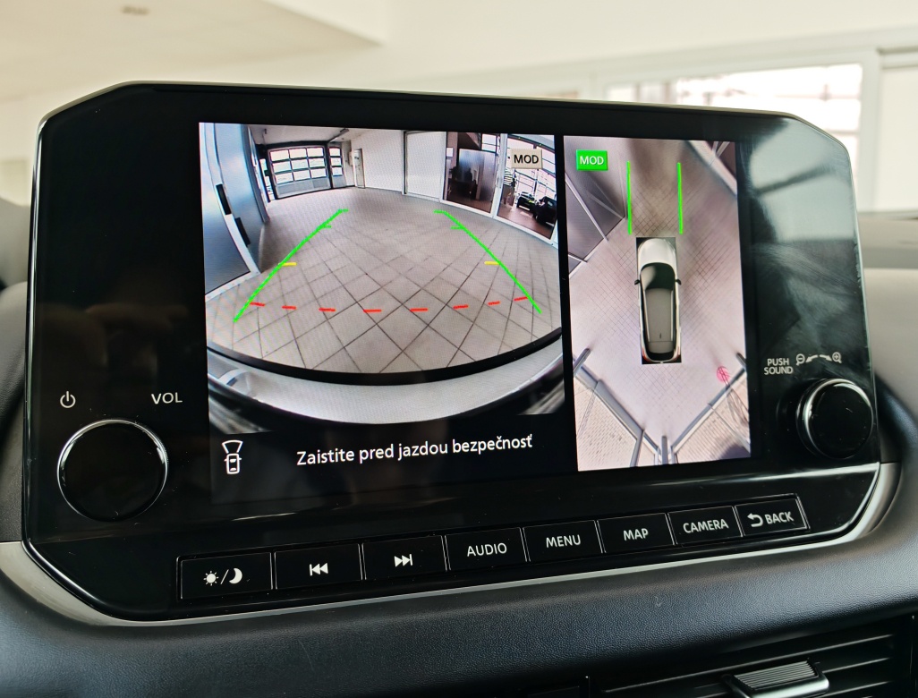 Nissan Qashqai 1.3 DIG-T Tekna 4WD X-Tronic /AJ NA SPLÁTKY/ - 13