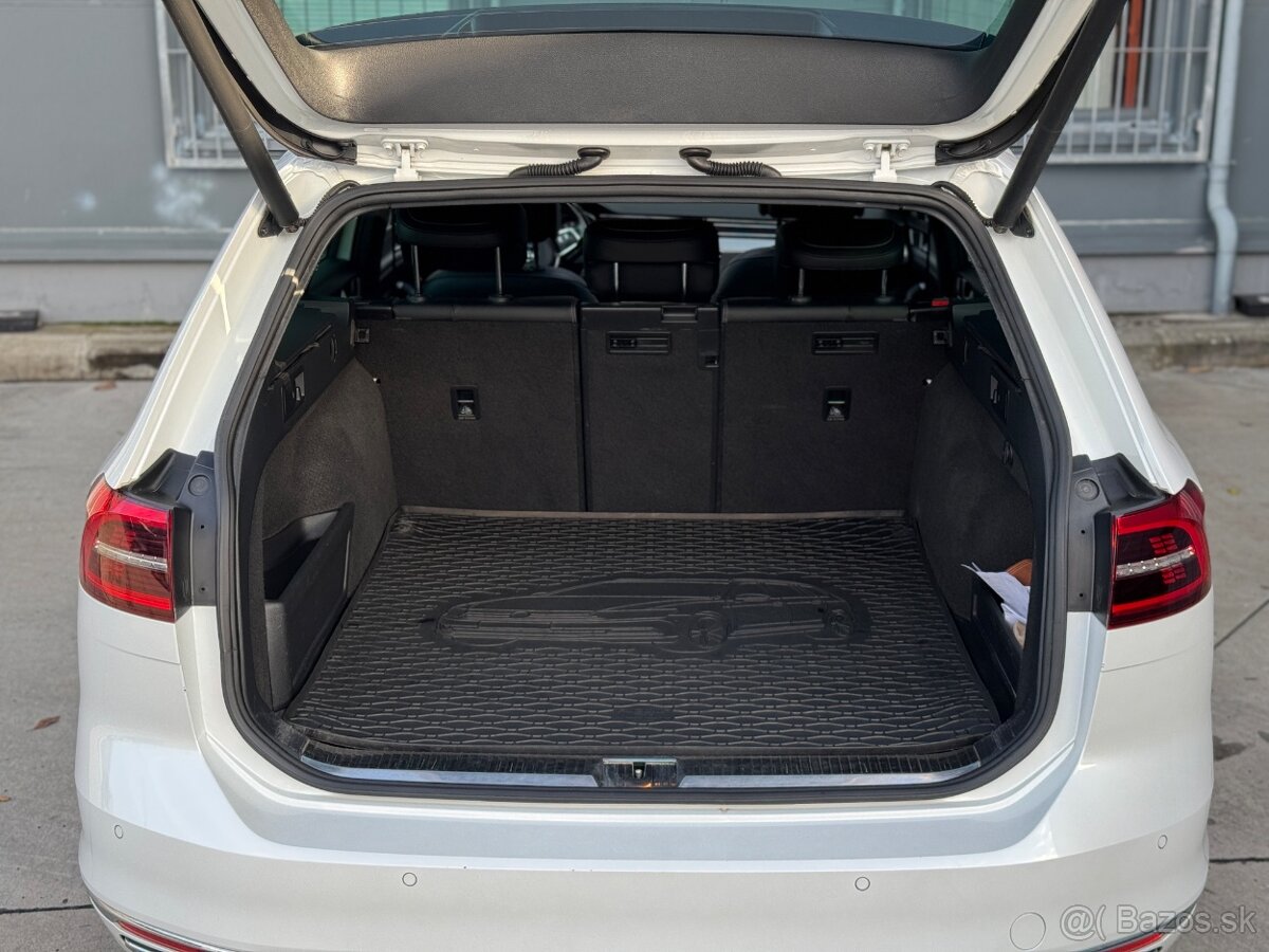 Volkswagen Passat Variant 2.0 BiTDI 240kBMT R-Line Highline - 13
