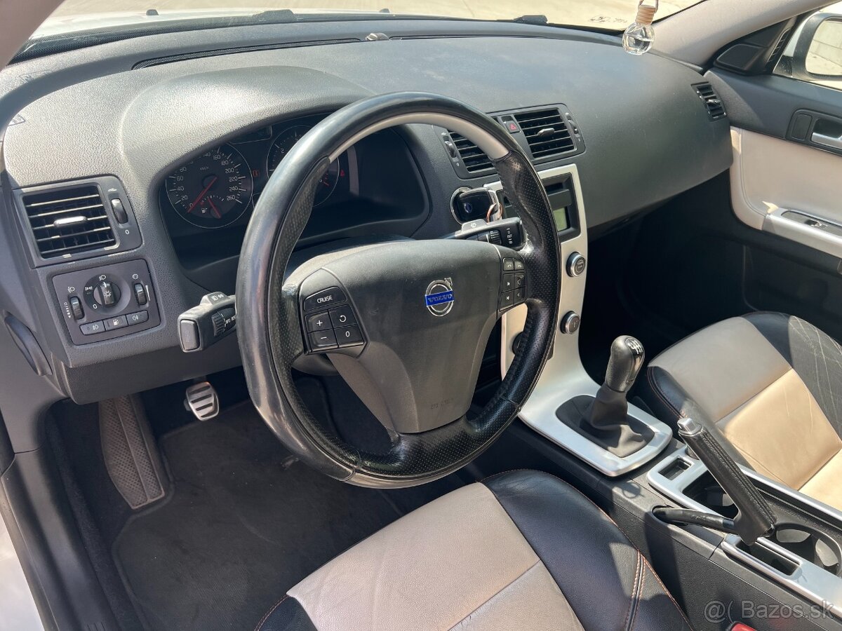 Volvo S40 - 13