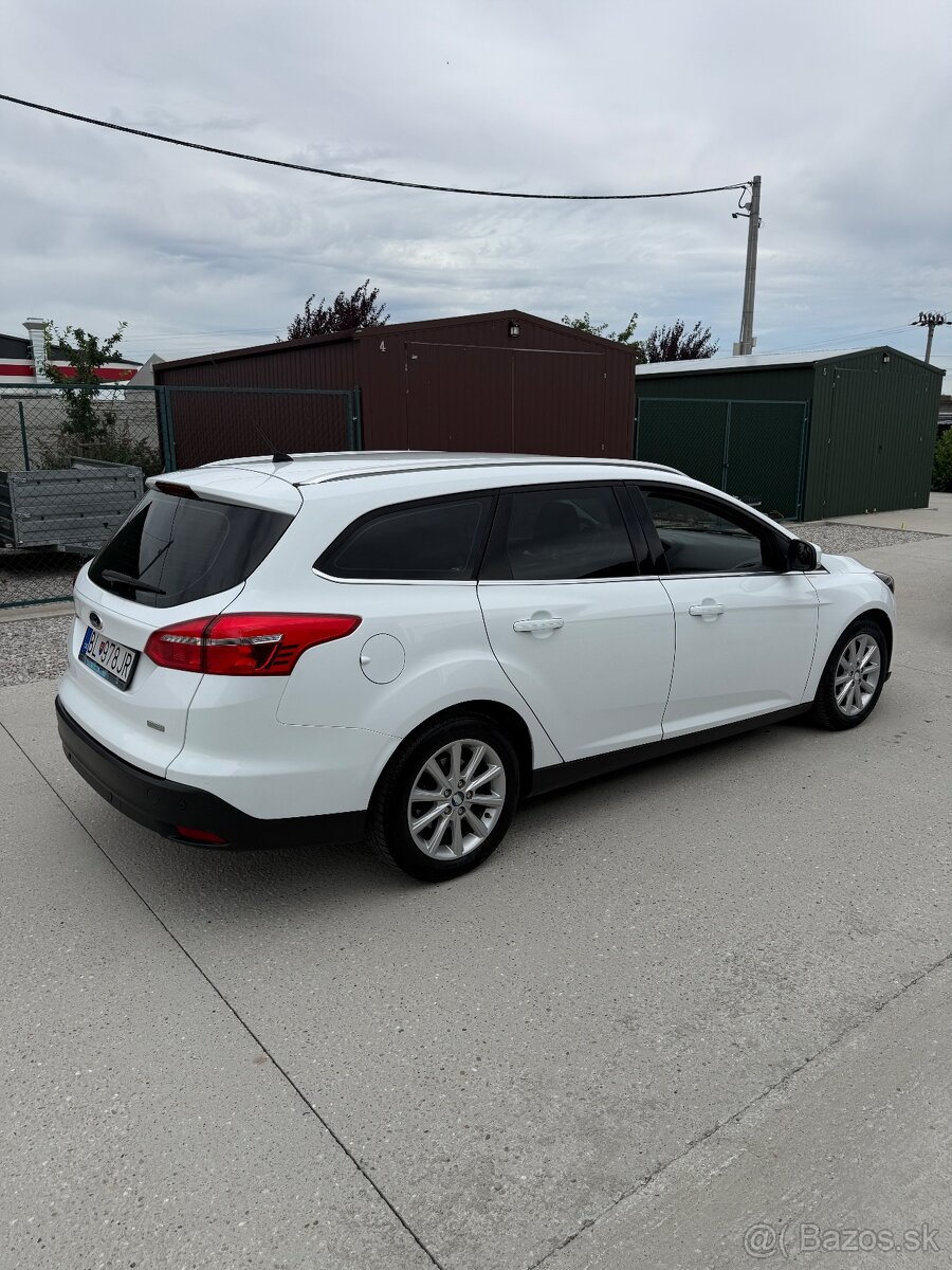Predam Ford focus 1.0 ecobost benzín - 13