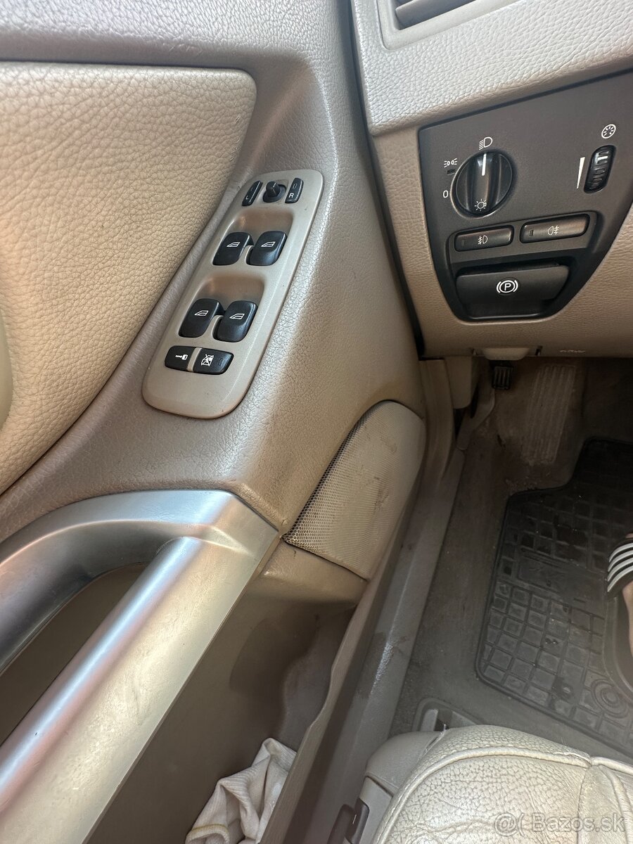 Volvo XC90 - 13