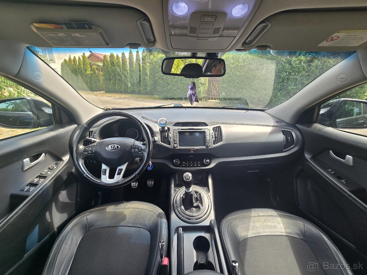 KIA SPORTAGE 2.0 CRDi 4x4 - 13
