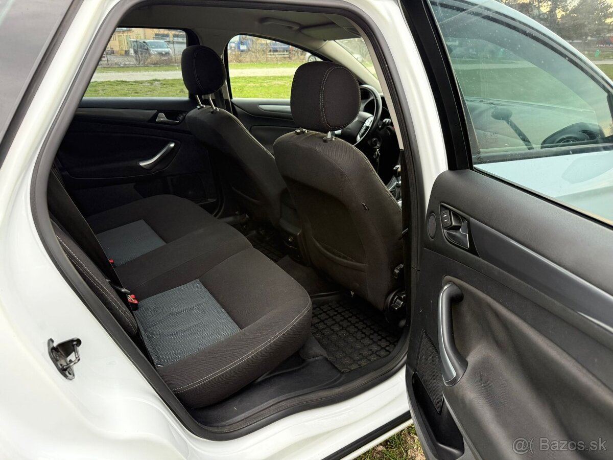 Ford Mondeo kombi mk4 - 13