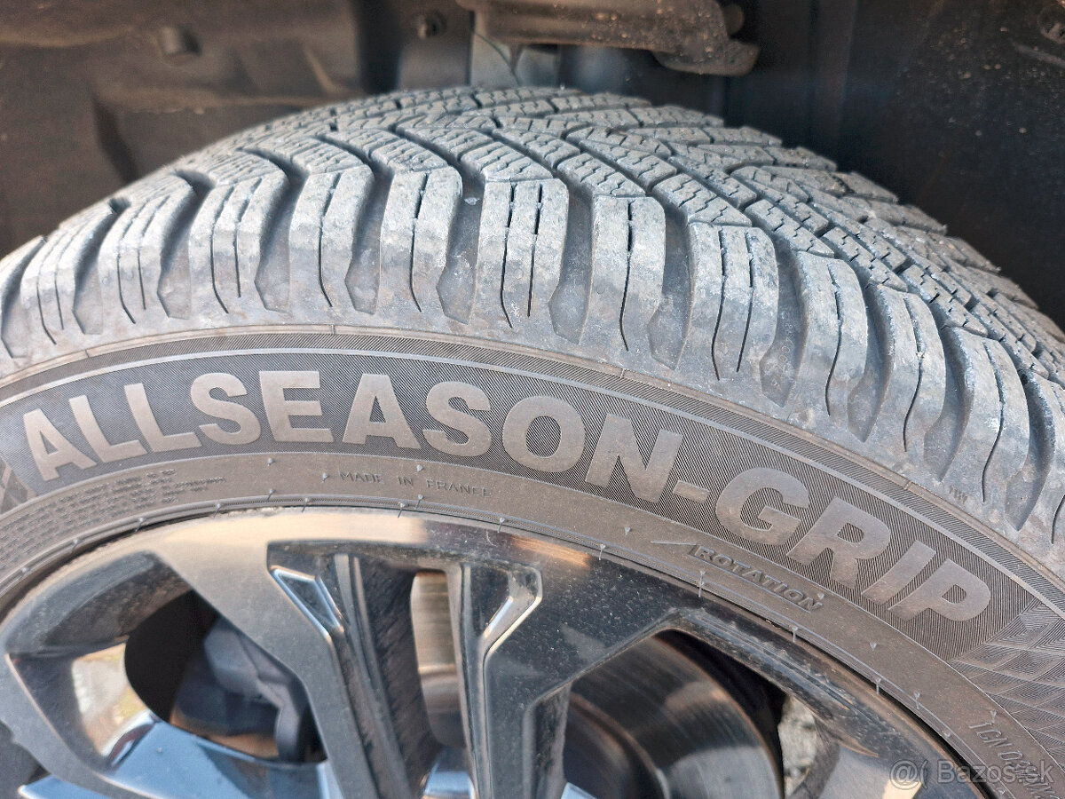 Jeep Compass 1.3 GSE Night Eagle - 13