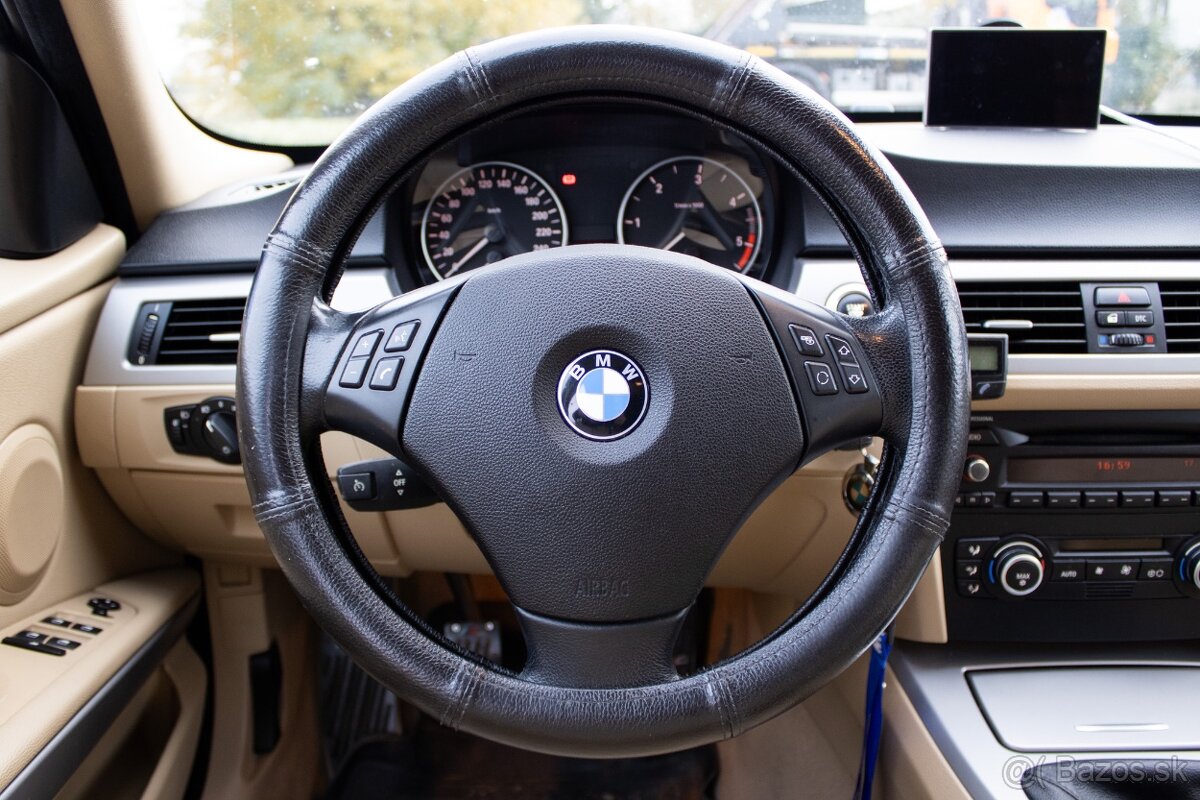 BMW Rad 3 Touring 318 d 122k - 13