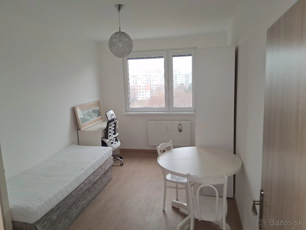 PRENÁJOM – 4iz byt na konci Petržalky - 13