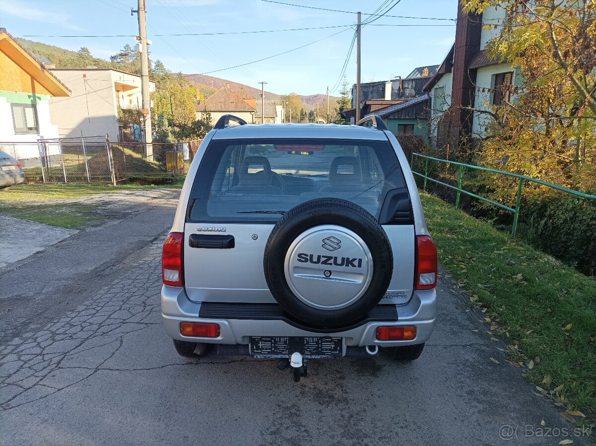 Suzuki Grand Vitara 1.6 4x4 benzín - 13