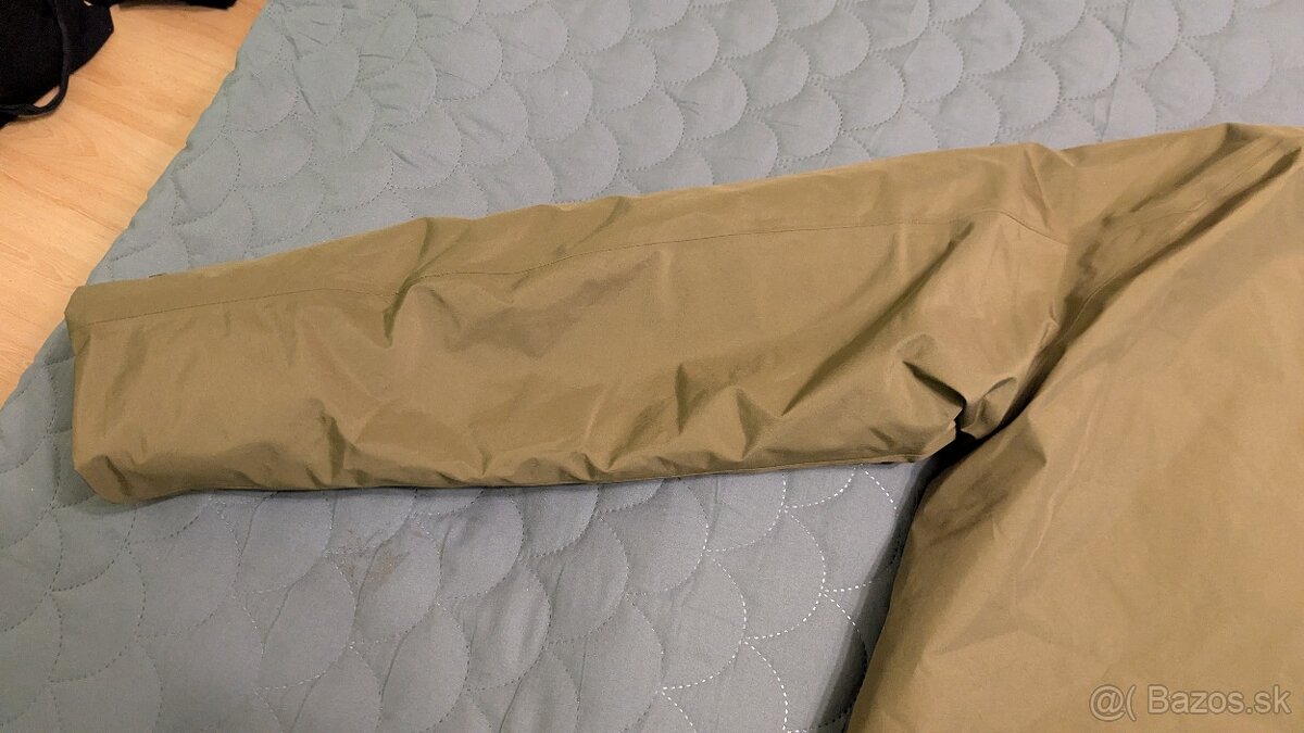 Predám pánsku bundu Peak Performance M Gore-Tex - 13