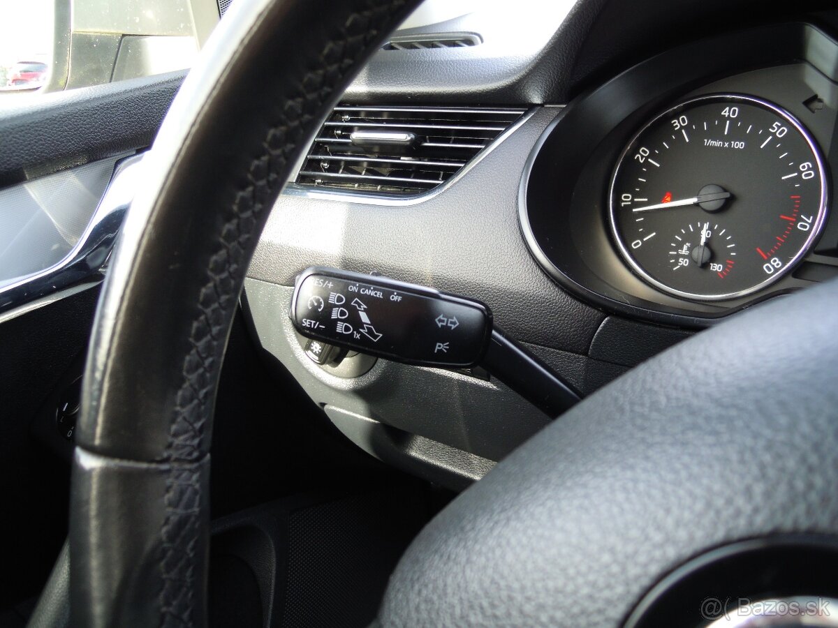 Škoda Octavia, 1.2TSi 71000KM - SERVIS - 13