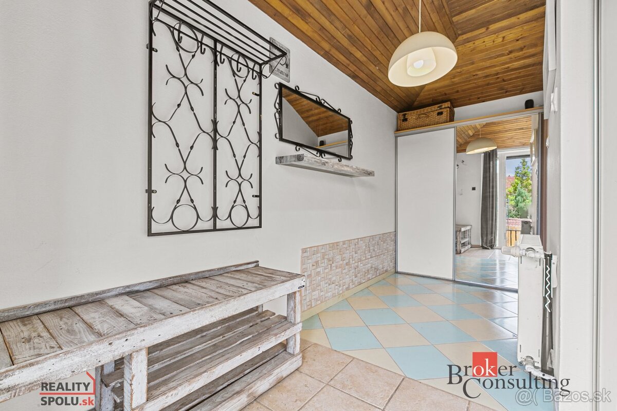 Na predaj: rodinný dom s vlastným štýlom a blízko lesa - Bra - 13
