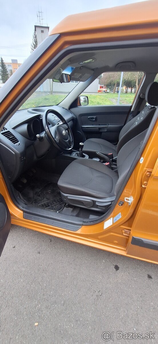 Kia Soul 1.6 CRDI - 13