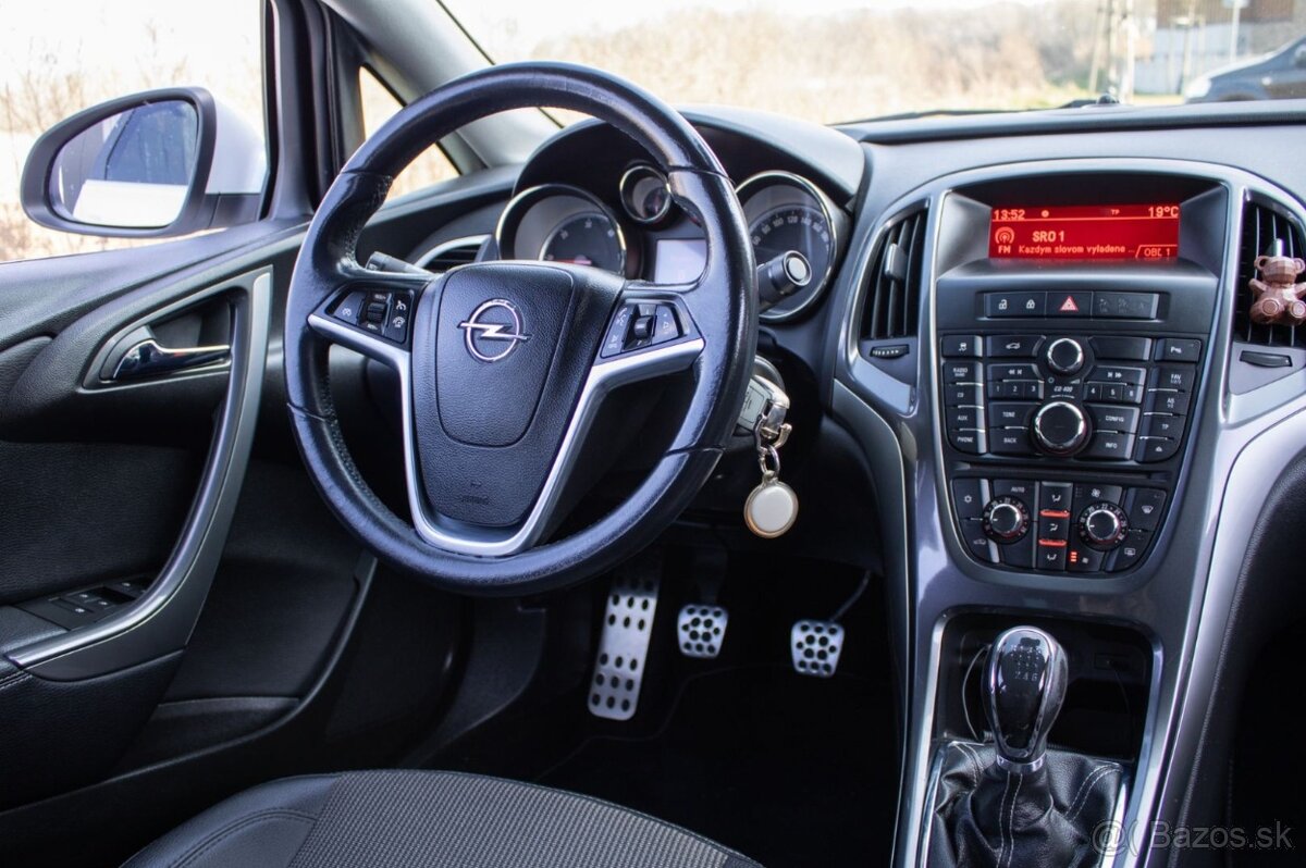 Opel Astra Notchback 1.7 CDTI 130k Cosmo - 13