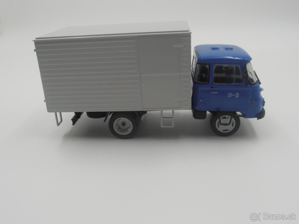 Robur LO3000 1/43 - 13