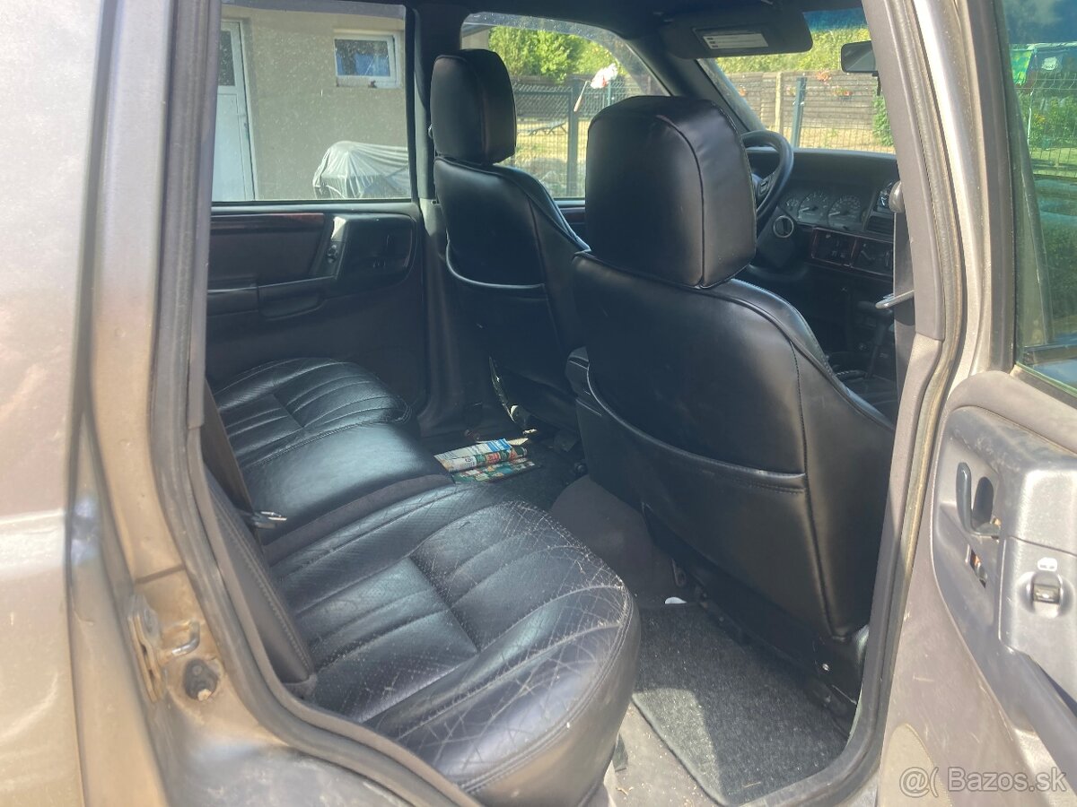 Jeep Grand Cherokee - 13