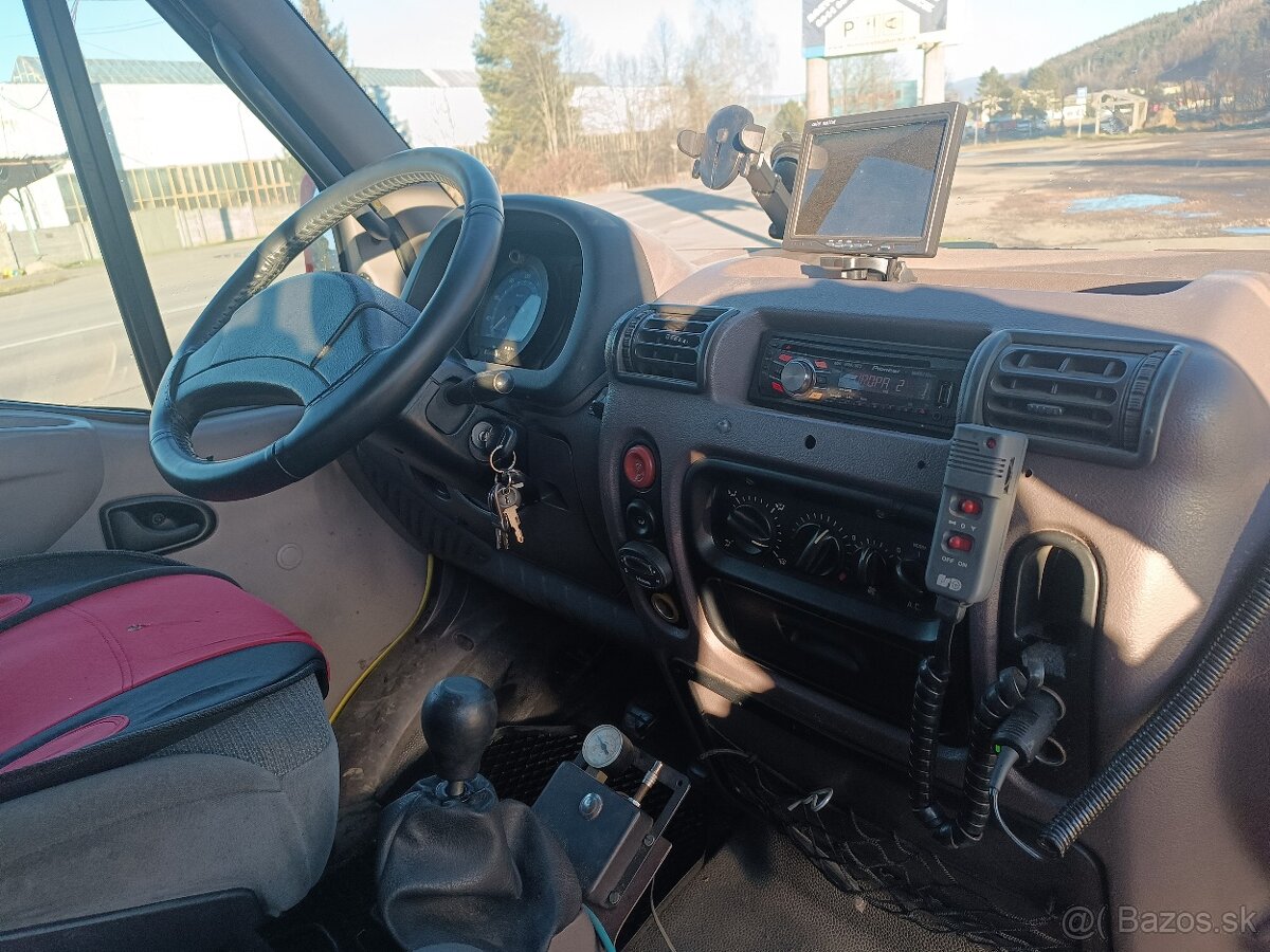 Renault MASCOTT 2,8TDi ODŤAHOVÝ ŠPECIÁL - 13