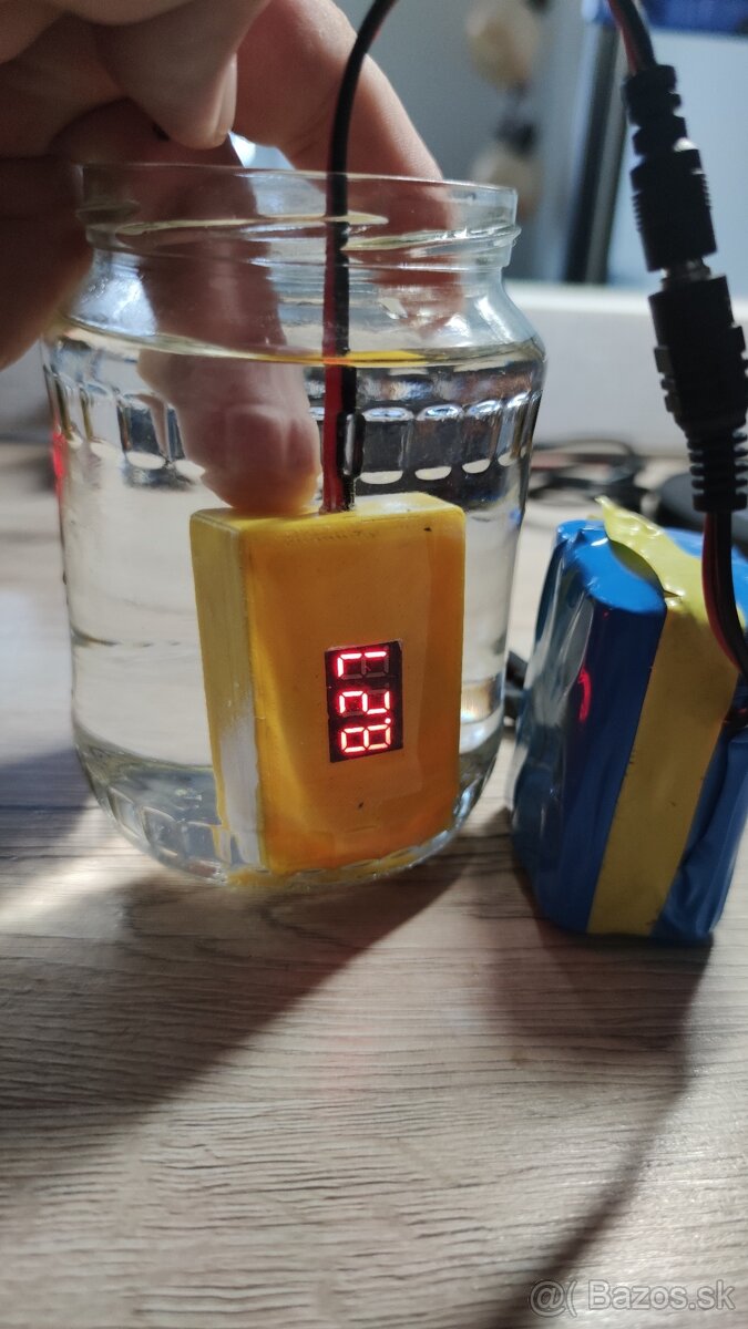 Zavážacia loďka Flytec externý marák batérie voltmeter - 13