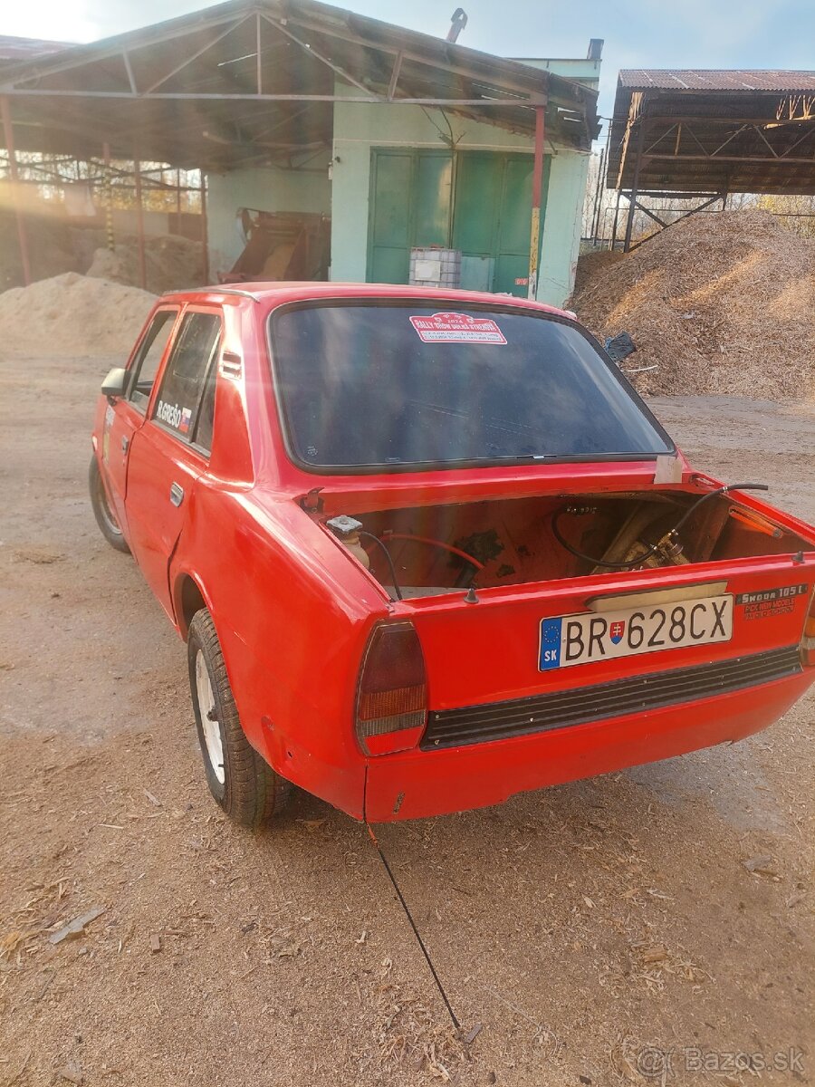 Predám skoda 105 na náhradné diely - 13