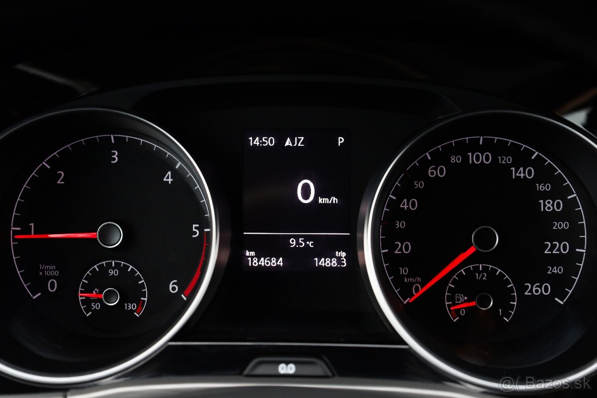 Volkswagen Touran 2.0 TDI Comfortline DSG - 13