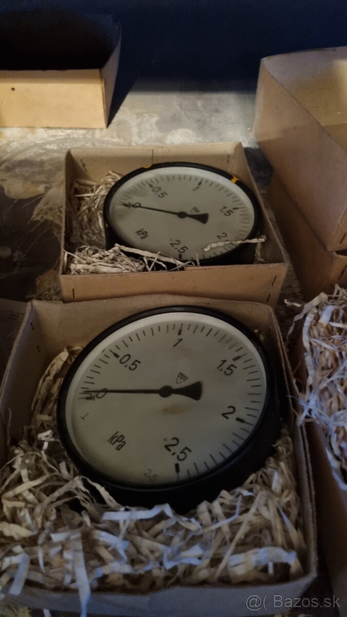 Kúrenárske medené rurky, odvetrávacie mriežky - 13