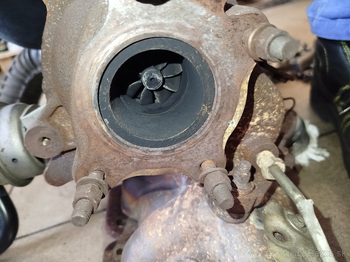 Hlava Motora Renault 2,5dti 107kw - 13