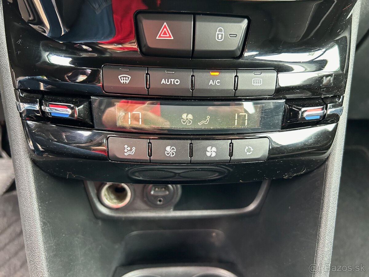 Peugeot 208 1.2benz Allure Automat6 - 13