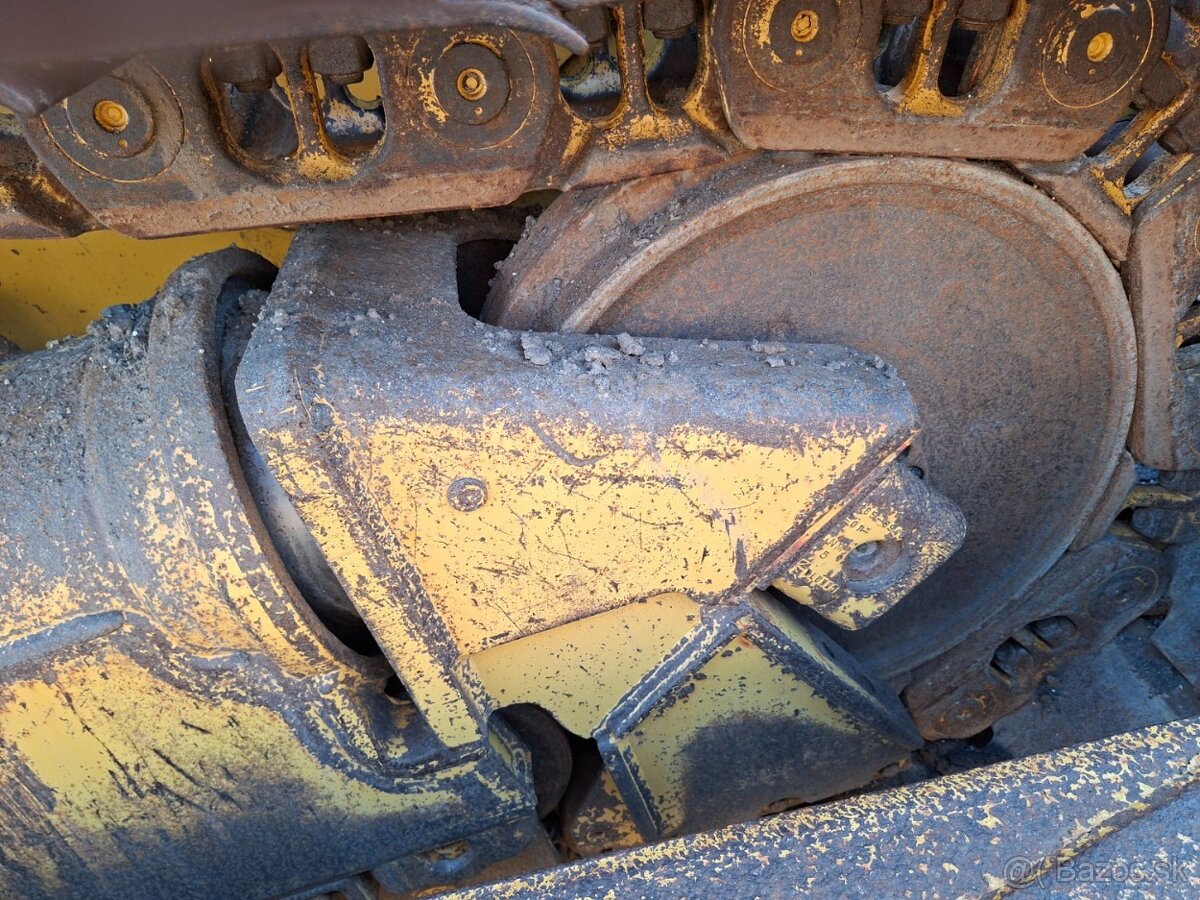 CATERPILLAR D6T XL - 13