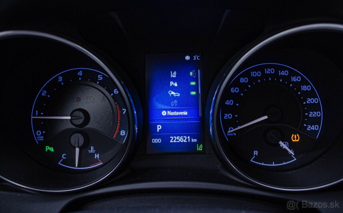 Toyota Auris 1.6i Automat LPG - 13