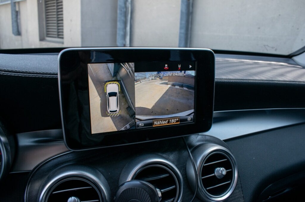 Mercedes-Benz GLC SUV 350 e 4MATIC A/T - 13