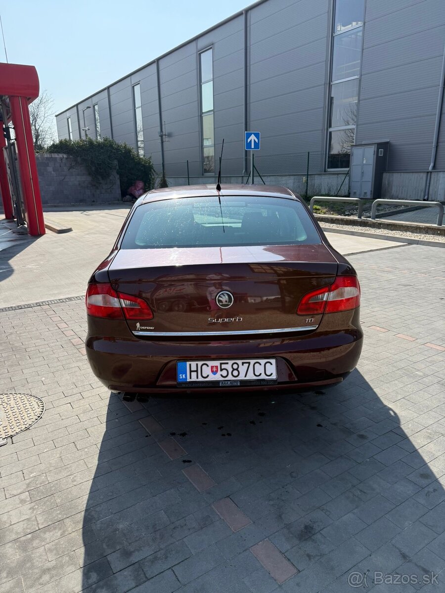 Škoda Superb 2.0 tdi - 13