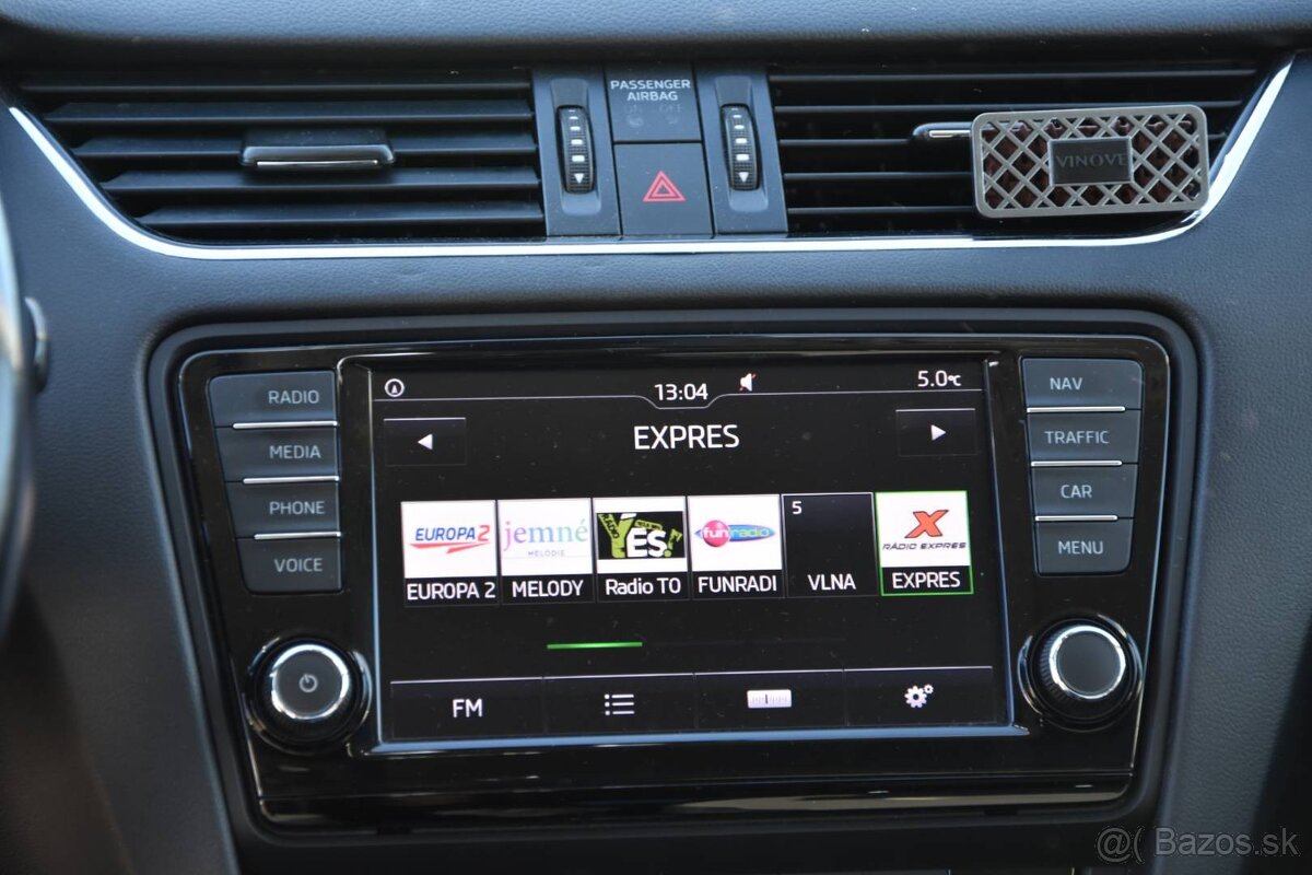 Škoda Octavia Combi 2.0 TDI Business 4x4 DSG - 13