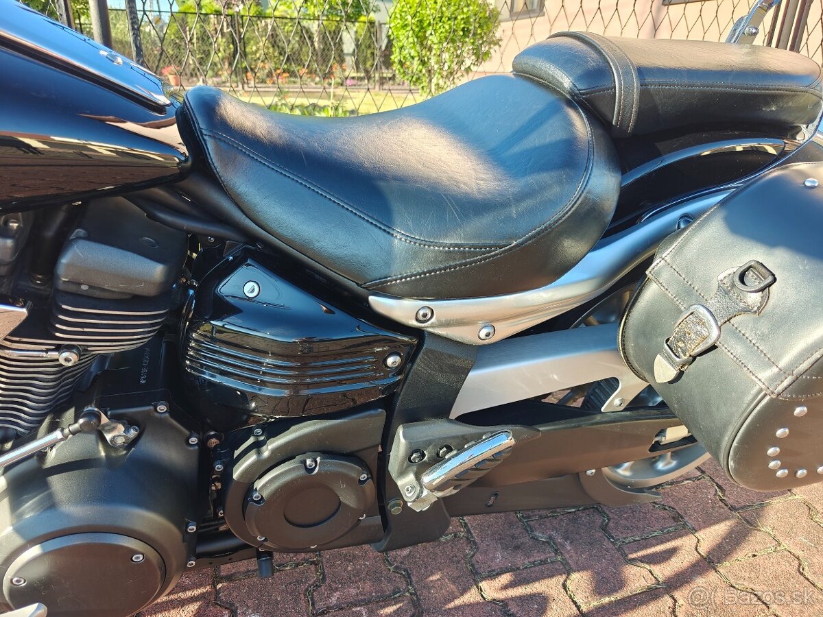 Yamaha XV 1900 Midnight Star - 13