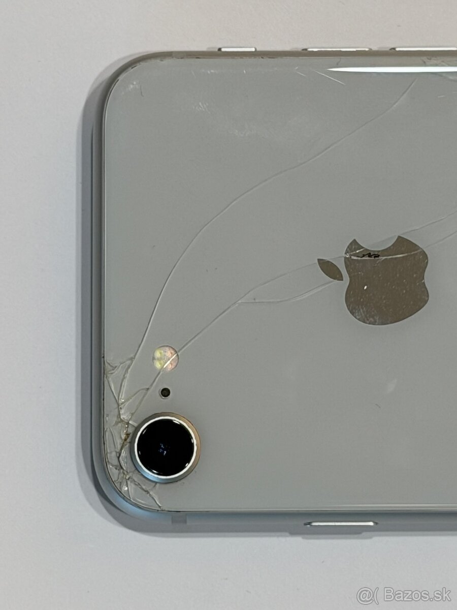 Predám Macbook Pro 2012 + iPhone 7Plus + iPhone 8 - 13