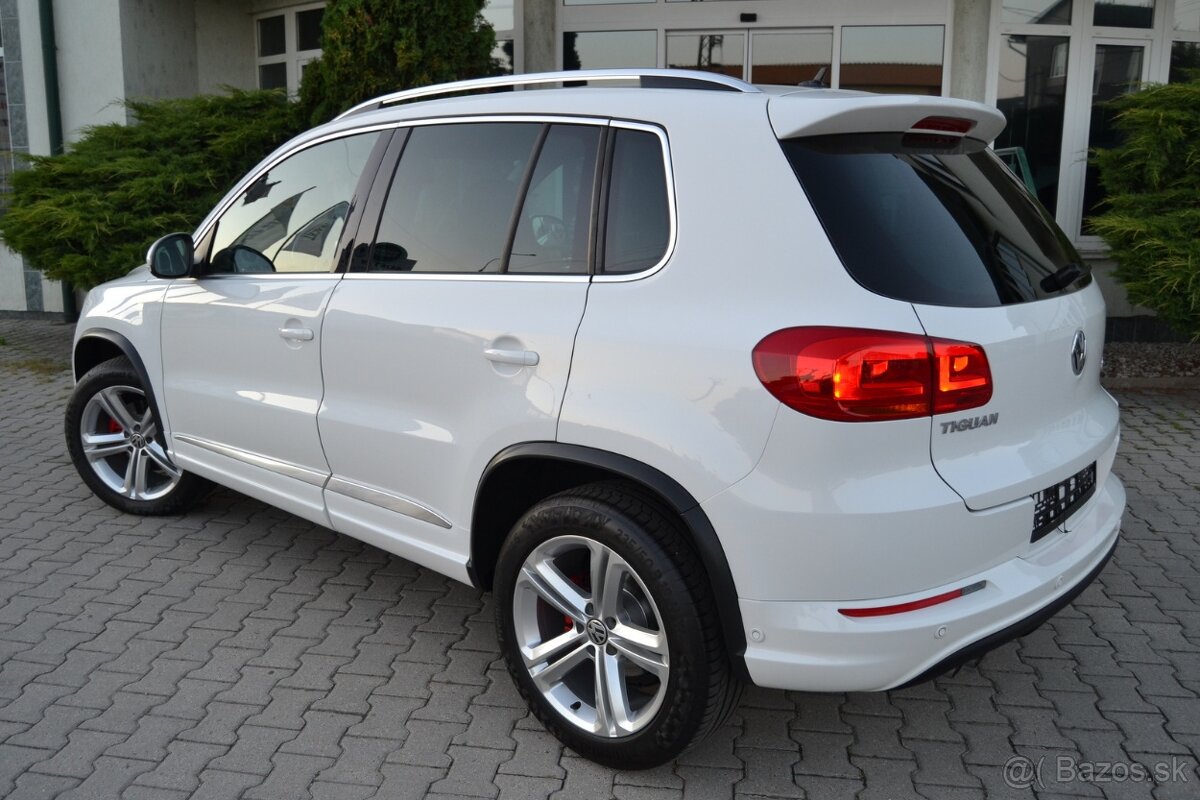 VW TIGUAN 2.0 TDI R LINE 4 MOTION, ALU R18, BIXENÓNY, CHRÓM - 13
