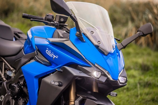 Suzuki gsx-s 1000 gt - 13