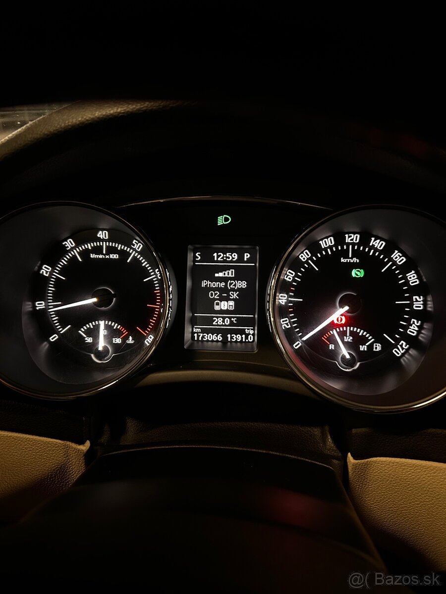 Škoda superb 1.8TSI Nová STK - 13