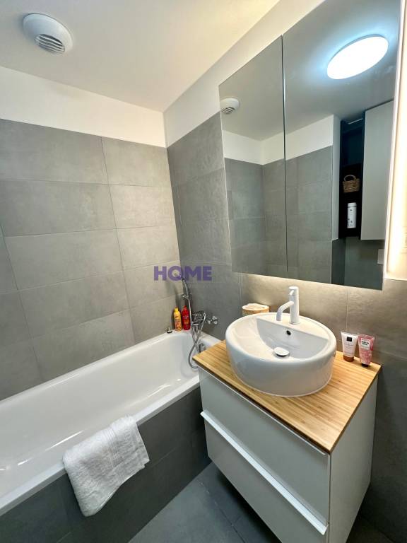 DIZAJNOVÝ 2 IZB. BYT V NOVOSTAVBE S BALKÓNOM A PARKOVACÍM MI - 13