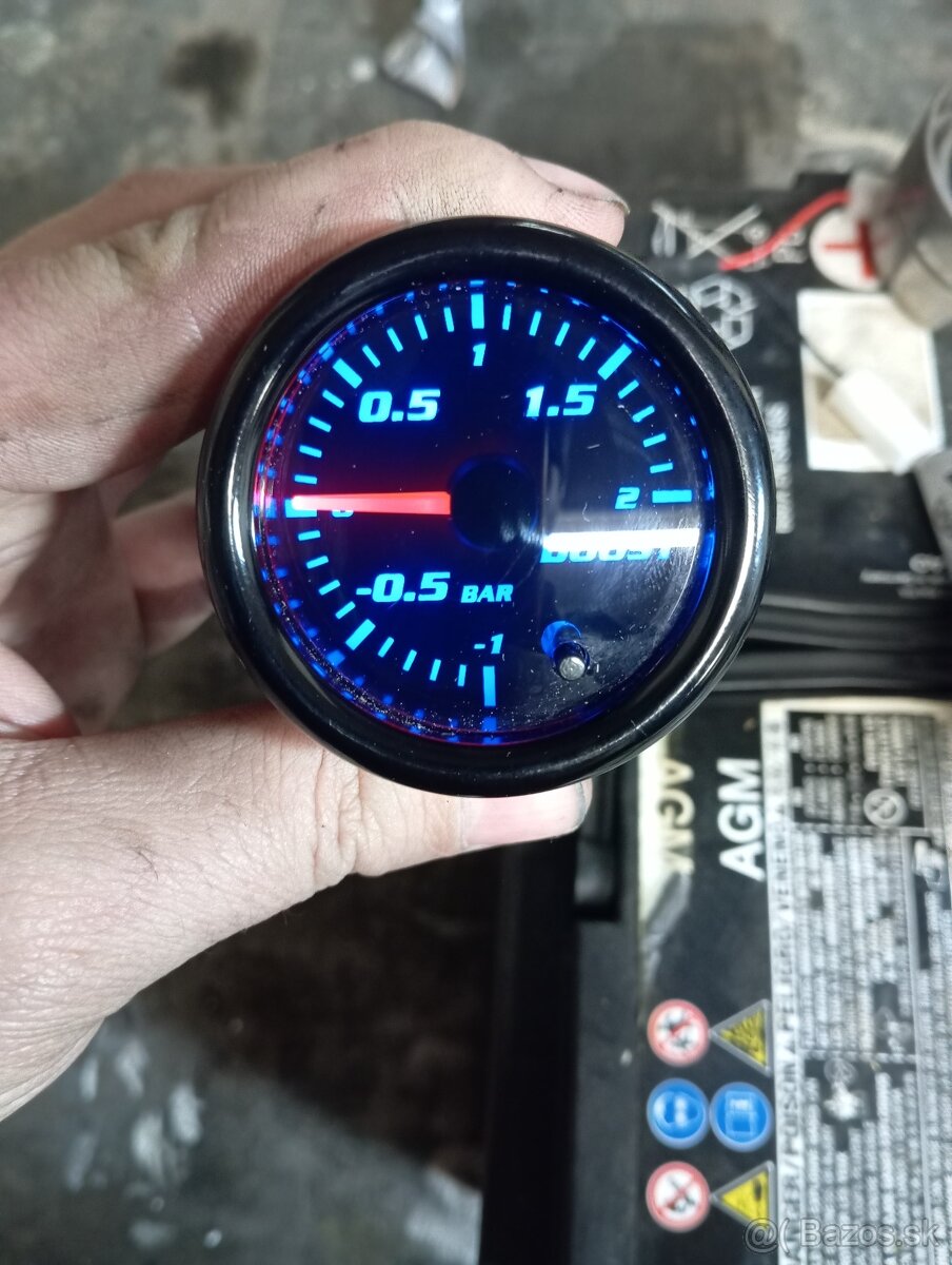 Hodiny tlaku turba - 13