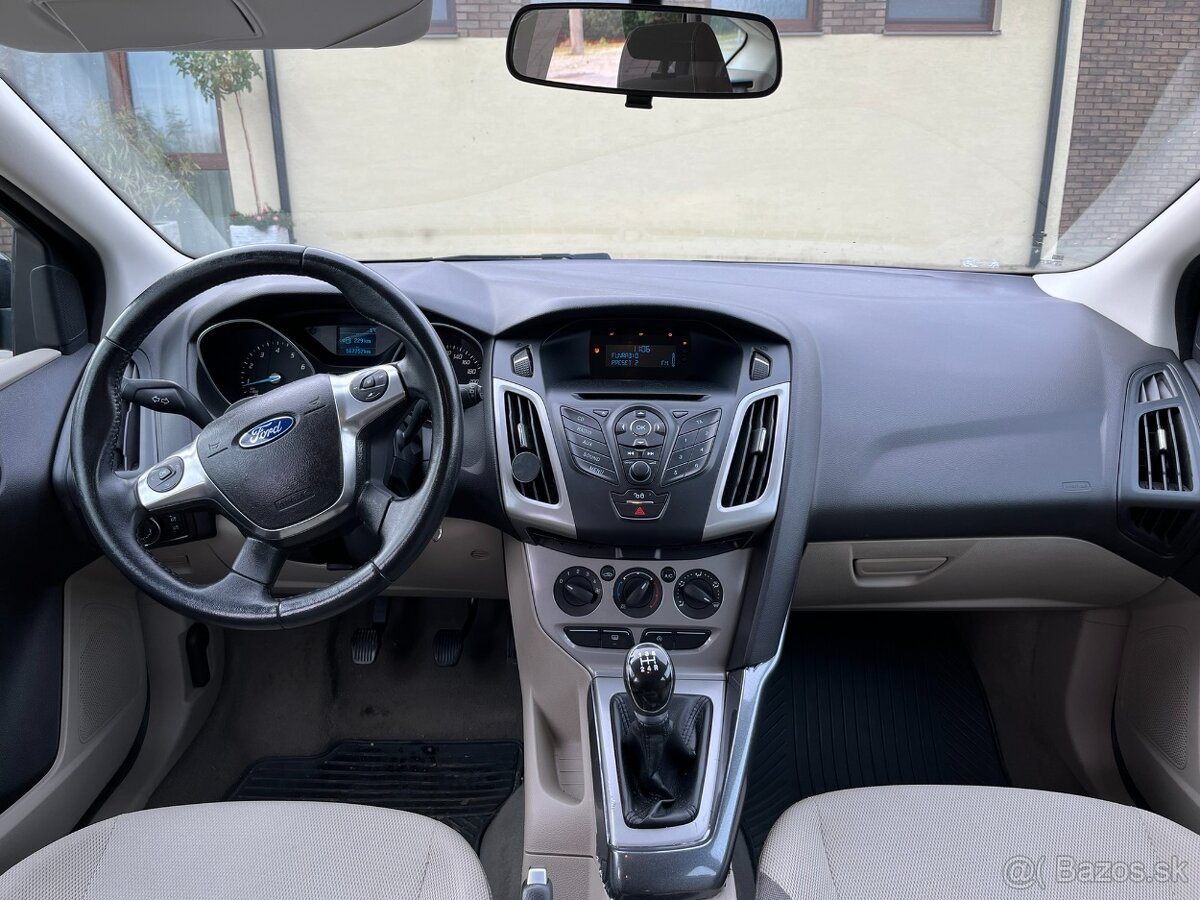 Ford Focus 1.0 EcoBoost - 13