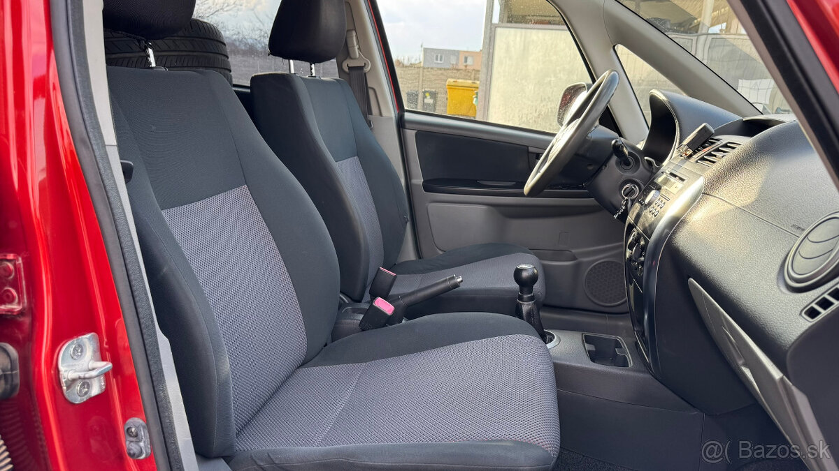 Suzuki SX4 1.5 SE Urban Line - 13