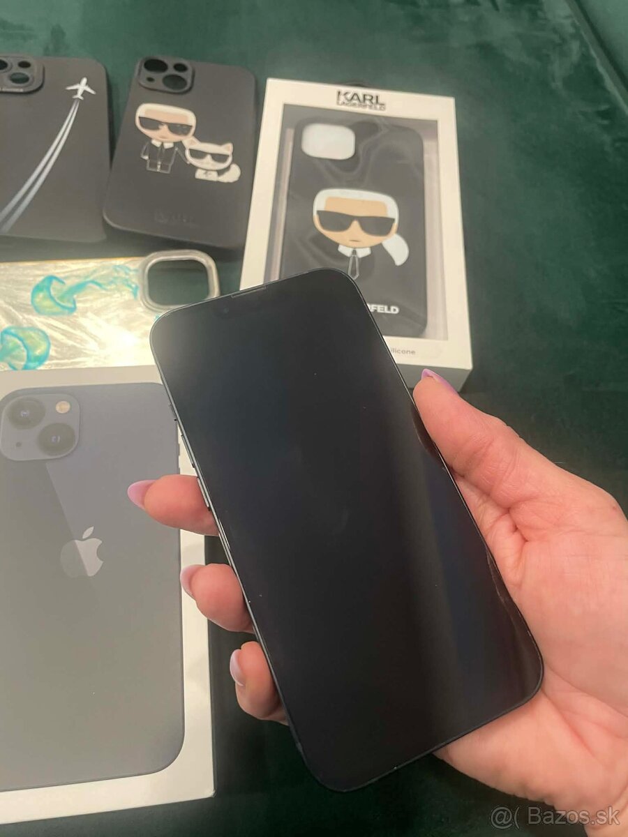 iPhone 13- 128 GB - 13