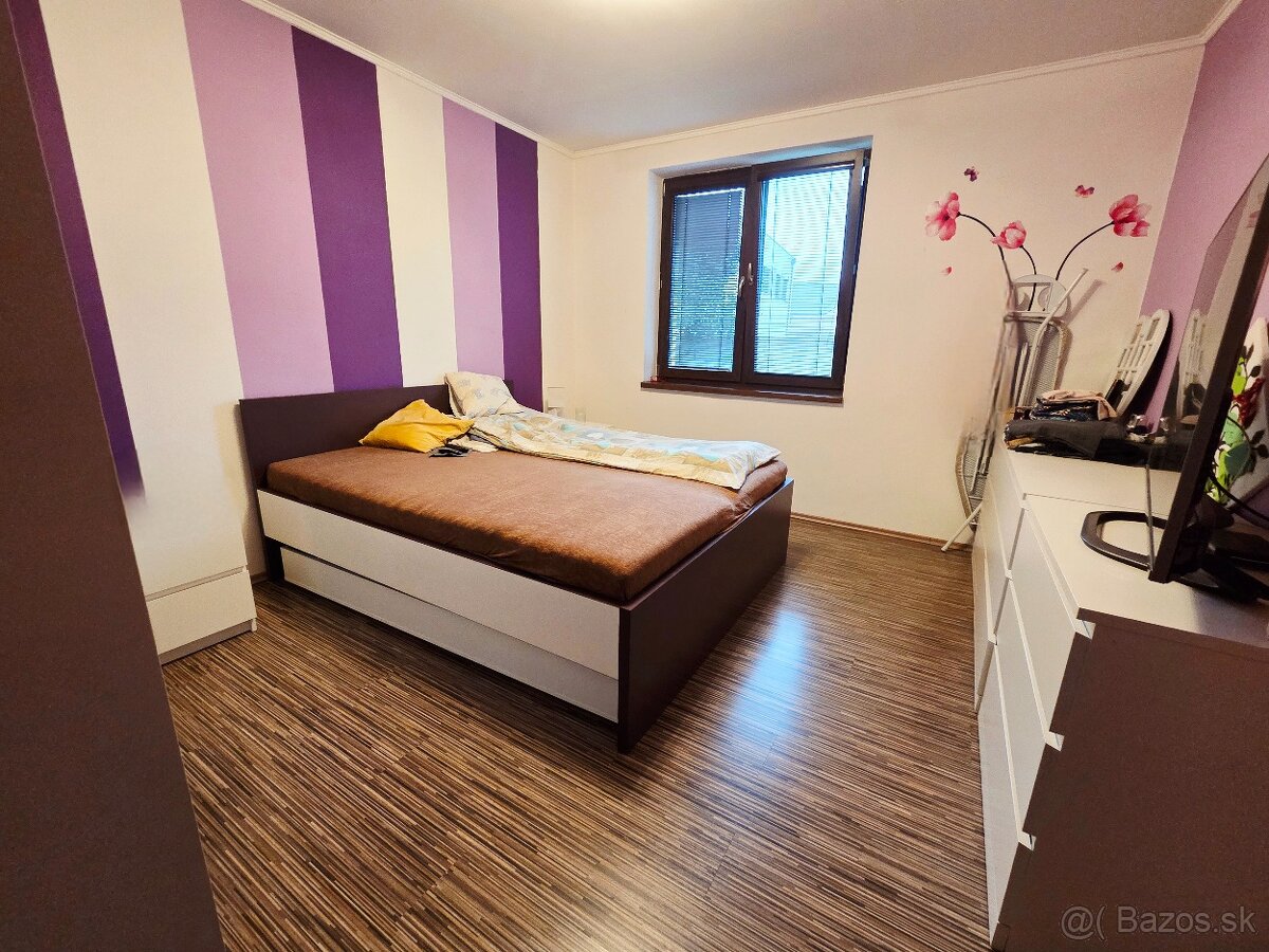 4.-izbový rodinný dom s veľkou garážou v Novej Dedinke - 13