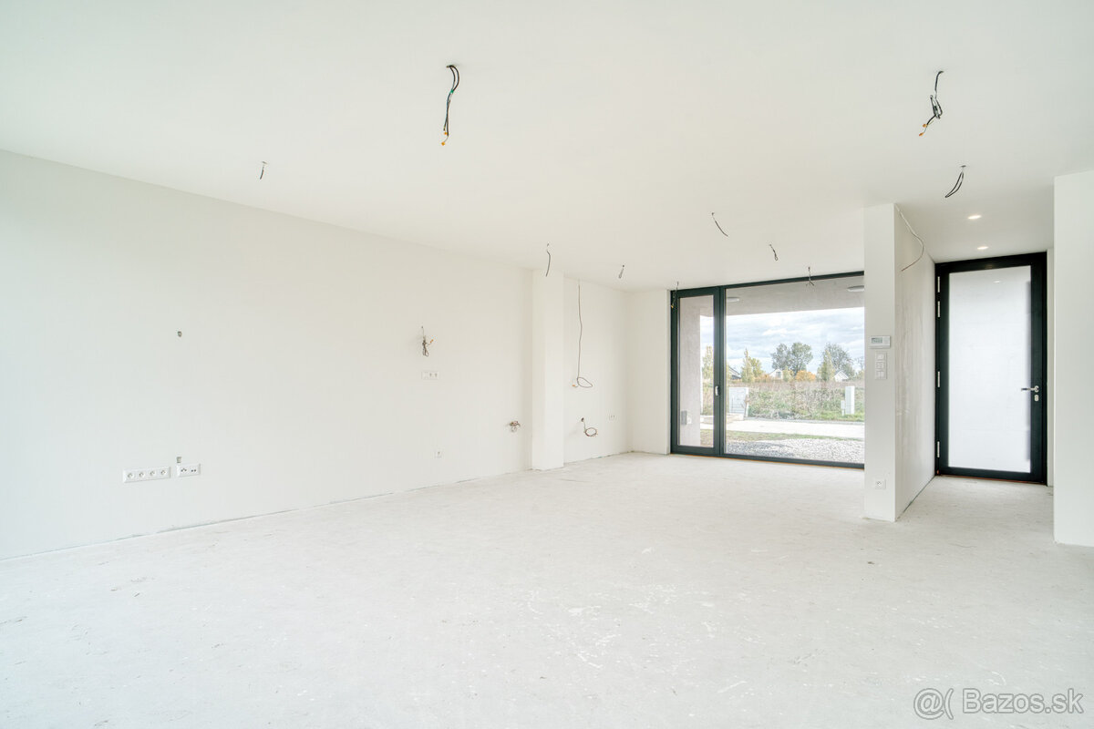 Na predaj 4-izbová novostavba v Kráľovej pri Senci - 13