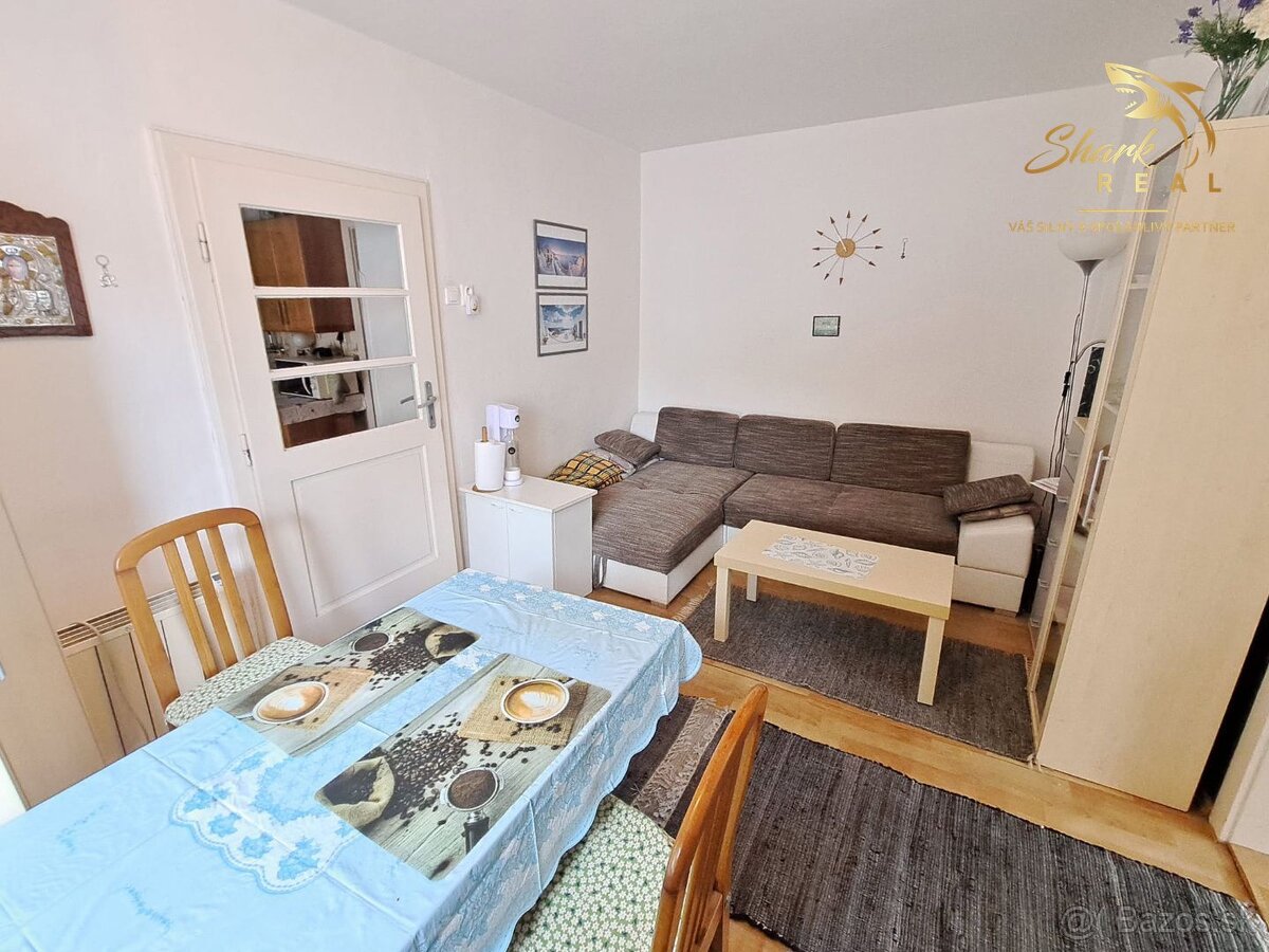 Malebný romantický domček pod lesom - 13