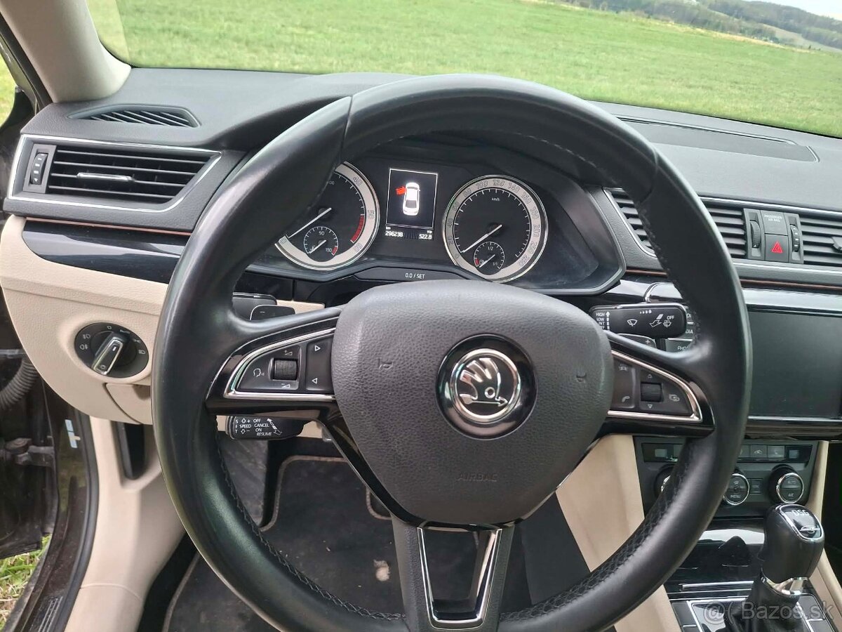 Škoda Superb 3 2.0 140kw L&K - 13
