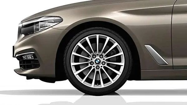 BMW 5 G30 18" Styling 619 - 13