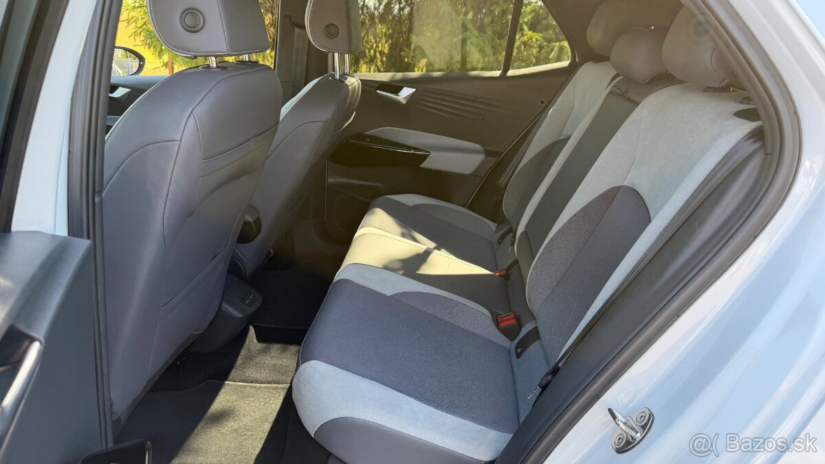 Volkswagen ID.3 Performance Upgrade 58kWh 1st - 13