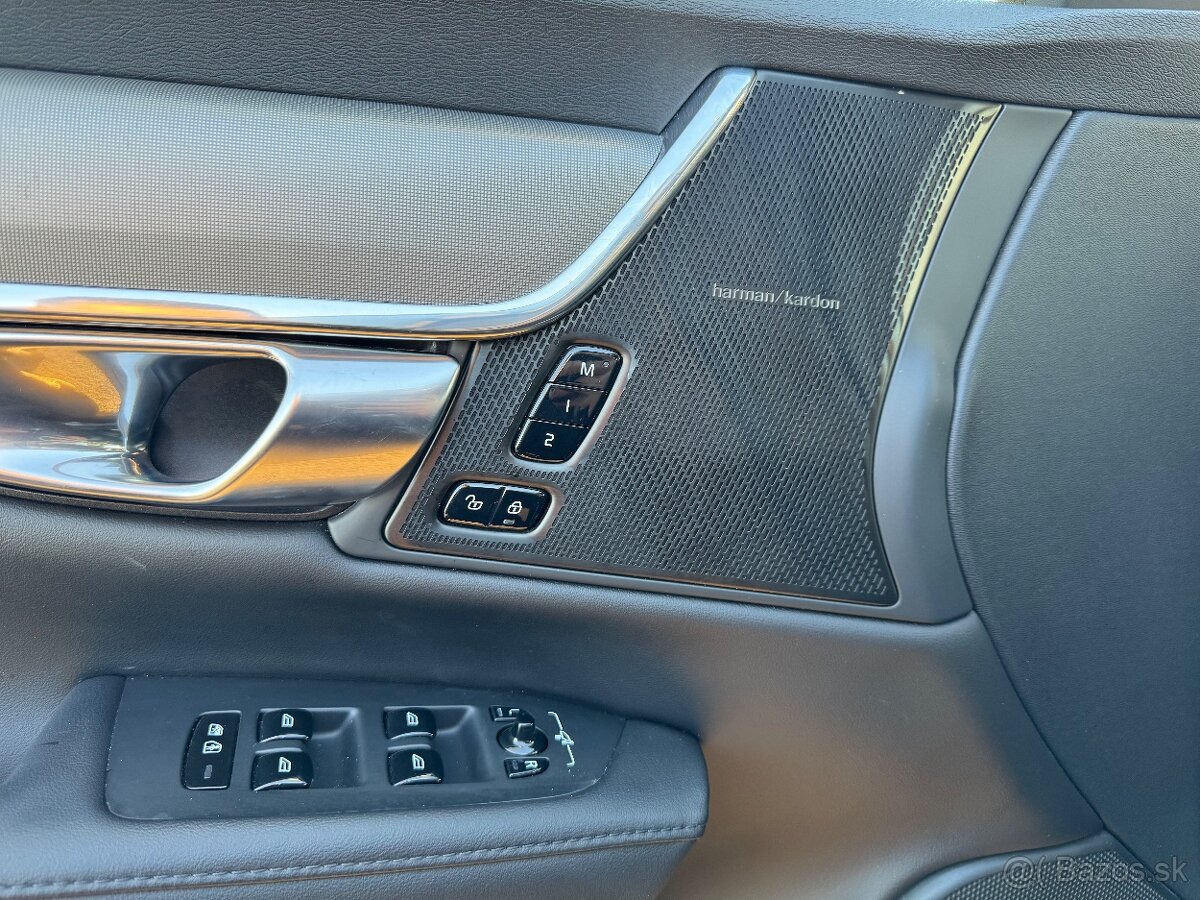Volvo S90 B5 AWD Diesel Plus Dark 360 kamera - 13